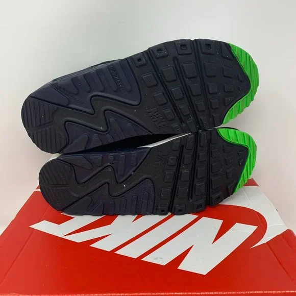 EUC Nike Big Kid's Air Max 90 Leather 2 Black/Obsidian-Scream Green, 5 Big Kid - Picture 5 of 5